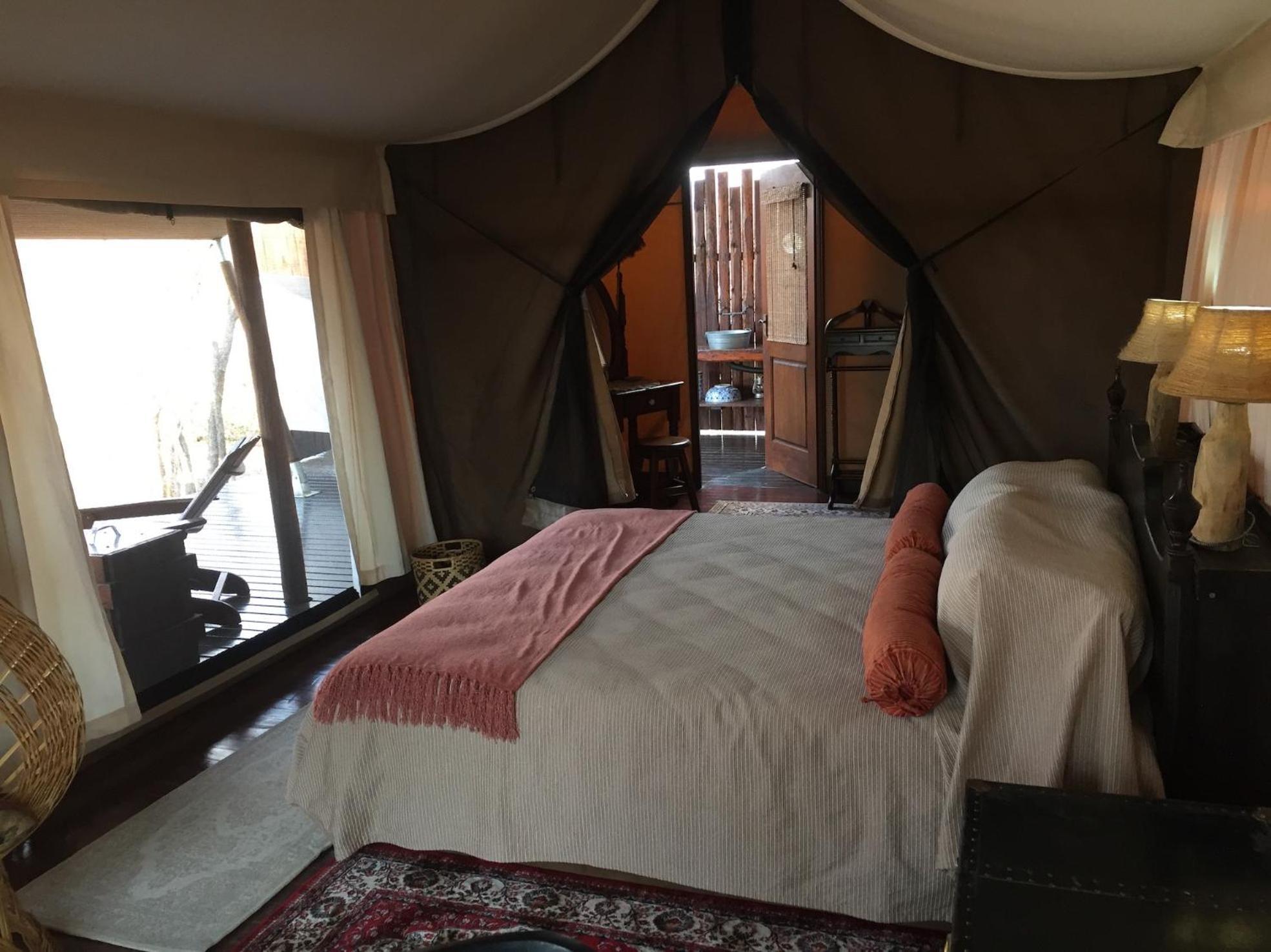 Out In Africa Wildlife Lodge 哈曼斯克拉尔 外观 照片